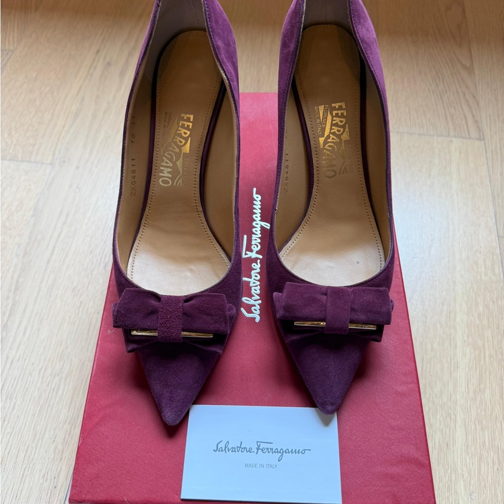 Salvatore Ferragamo Women's Burgundy Suede Heels